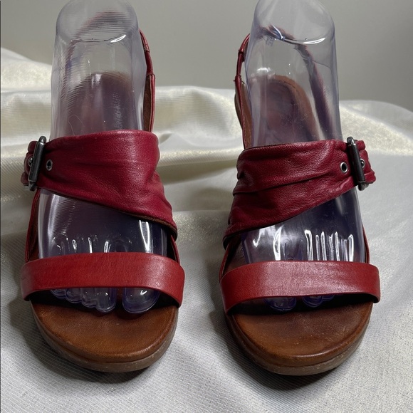 Naya Alamosa Burnt Red Leather Heeled Slingback Sandals Buckle Open Almond Toe 9 - Picture 6 of 11